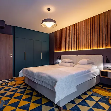 Aparthotel Forest Park &