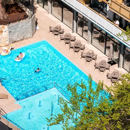 Apart-hotel Forest Park & *