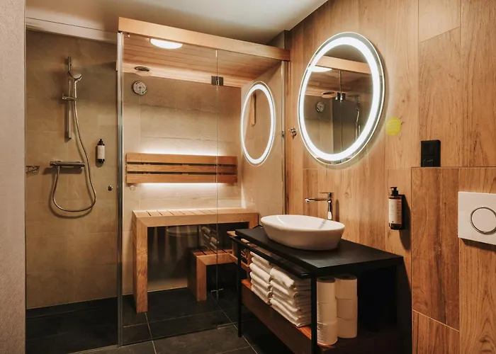 Forest Park & Swieradow-Zdroj