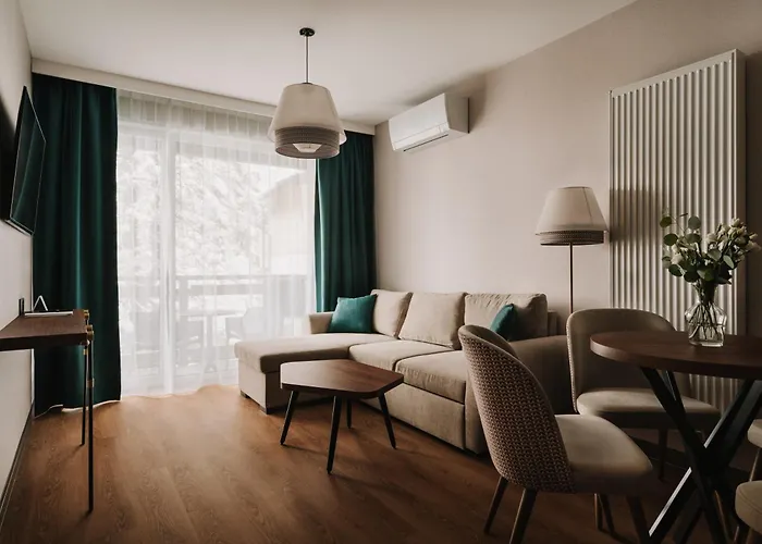 Hotel Forest Park & 4*